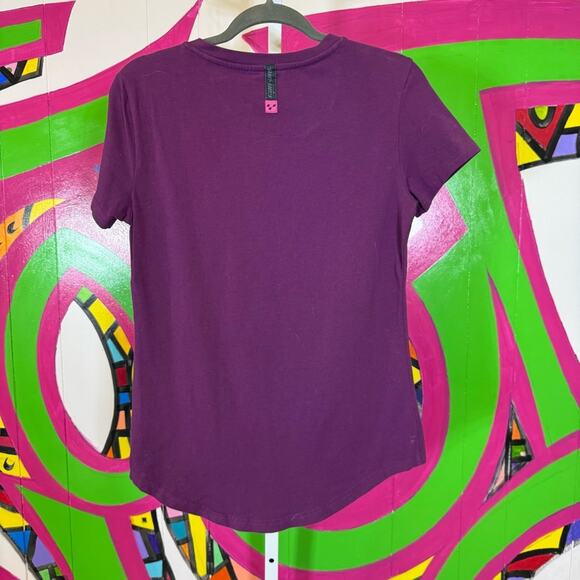 Can-Am Roadster Purple Tee with Pink Design. Size Medium. Excellent condition! - Picture 4 of 4